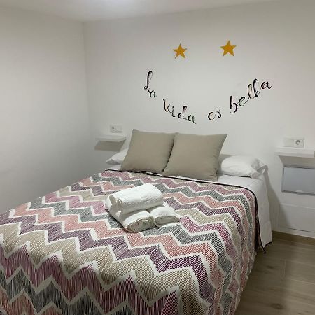 La Vida Es Bella Hotel Setenil De Las Bodegas Eksteriør billede
